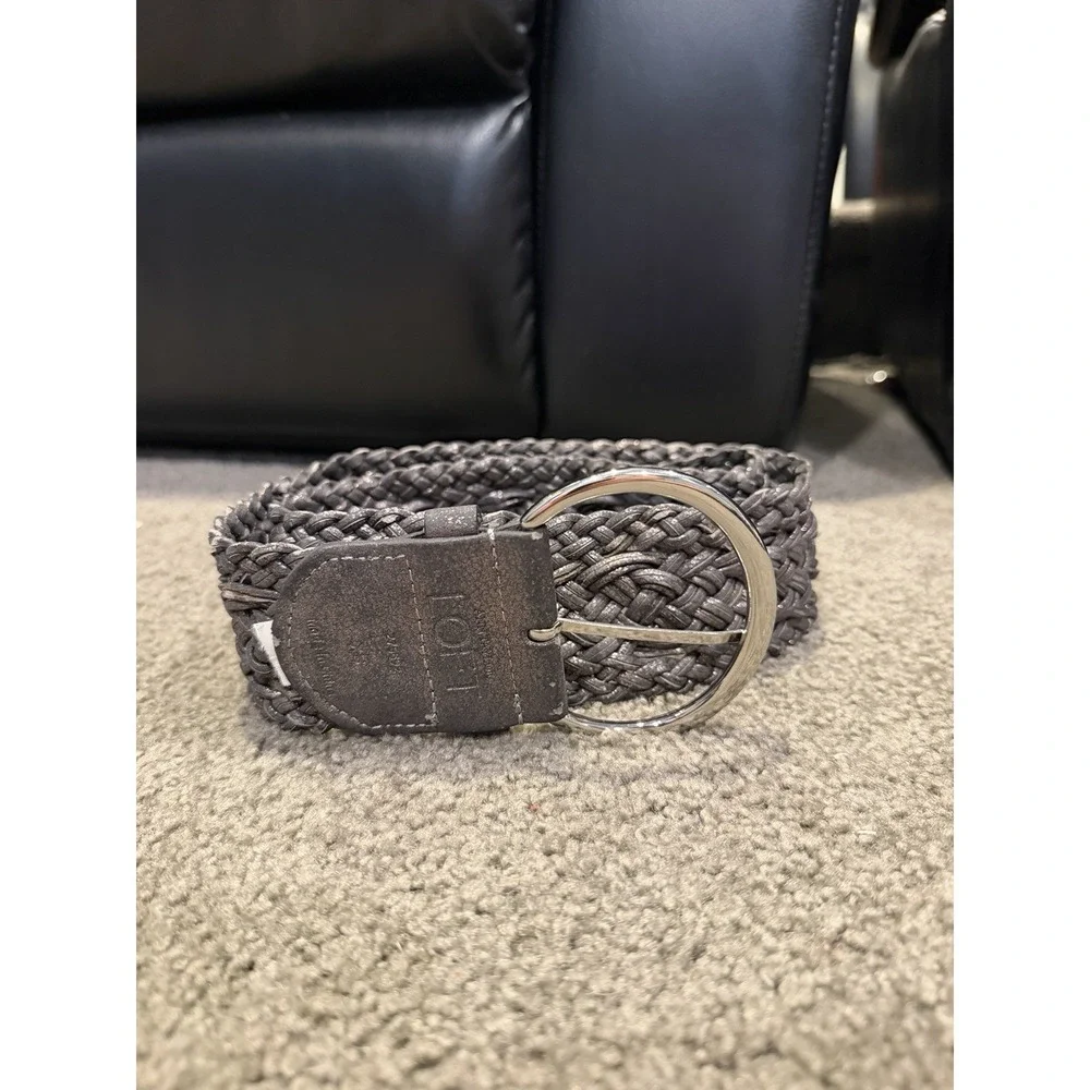 ANN TAYLOR LOFT GRAY WOVEN BELT WITH SILVER METAL BUCKLE SIZE XS